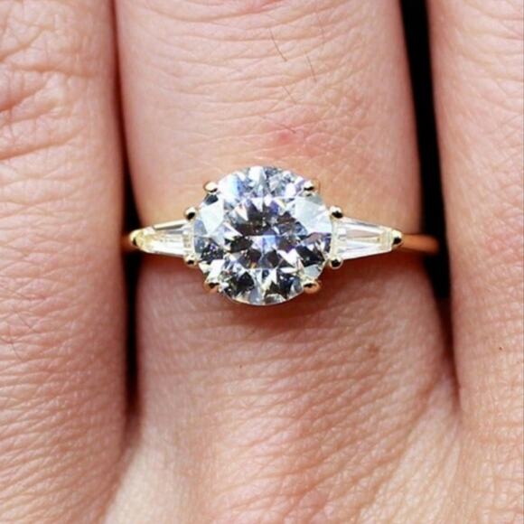 2 Ct Moissanite Engagement Ring Three-Stone Cut Zirconia Accents 18k Gold 6 NWT - Picture 9 of 9